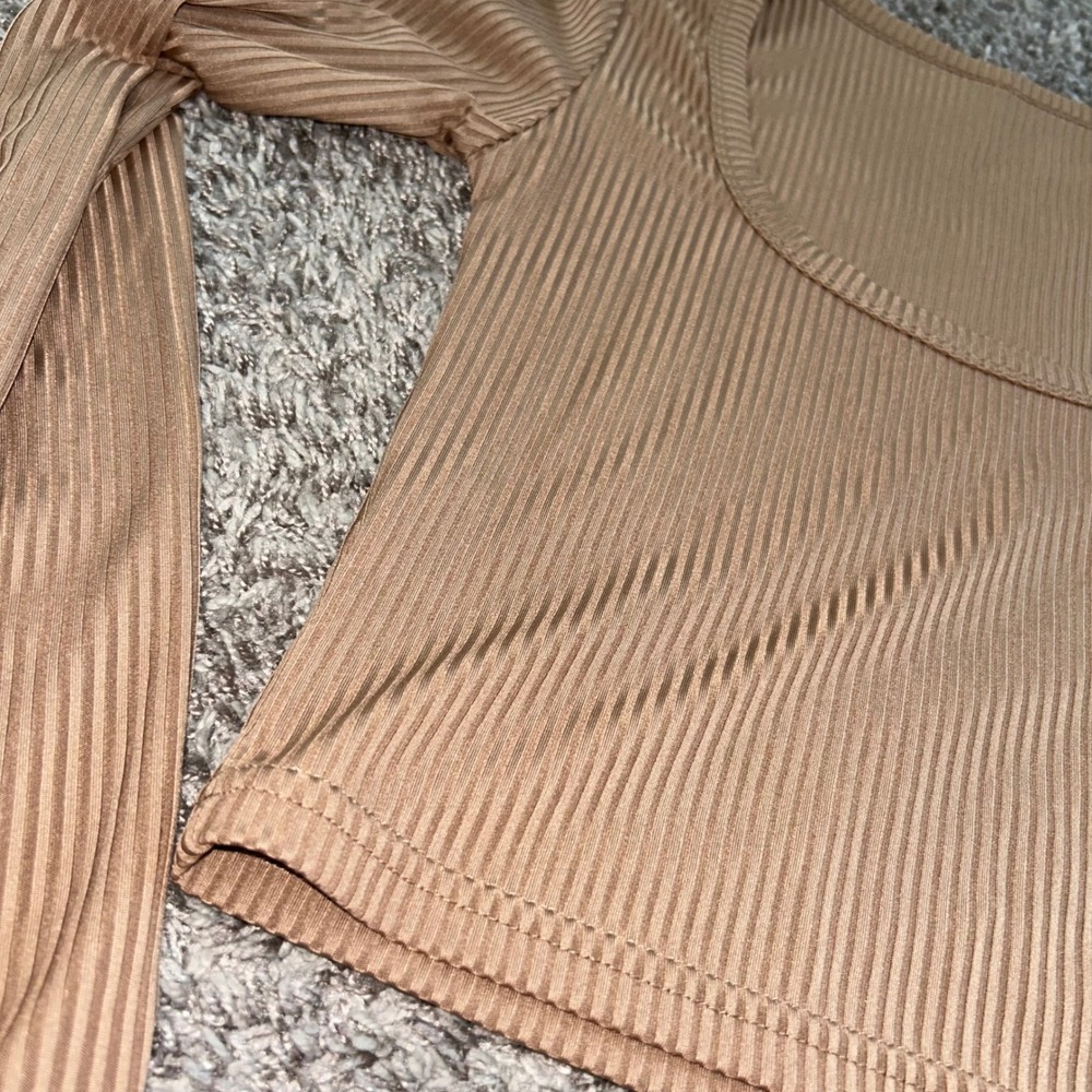 Shein Ribbed Knit‎ Long Sleeve Top Scoop Neck Tan Crop Top - Picture 2 of 6